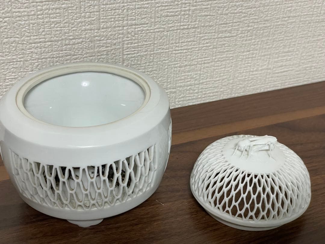 赤松白斎 白磁透かし虫籠香炉 蜂摘 コオロギ細工 茶道具 美品