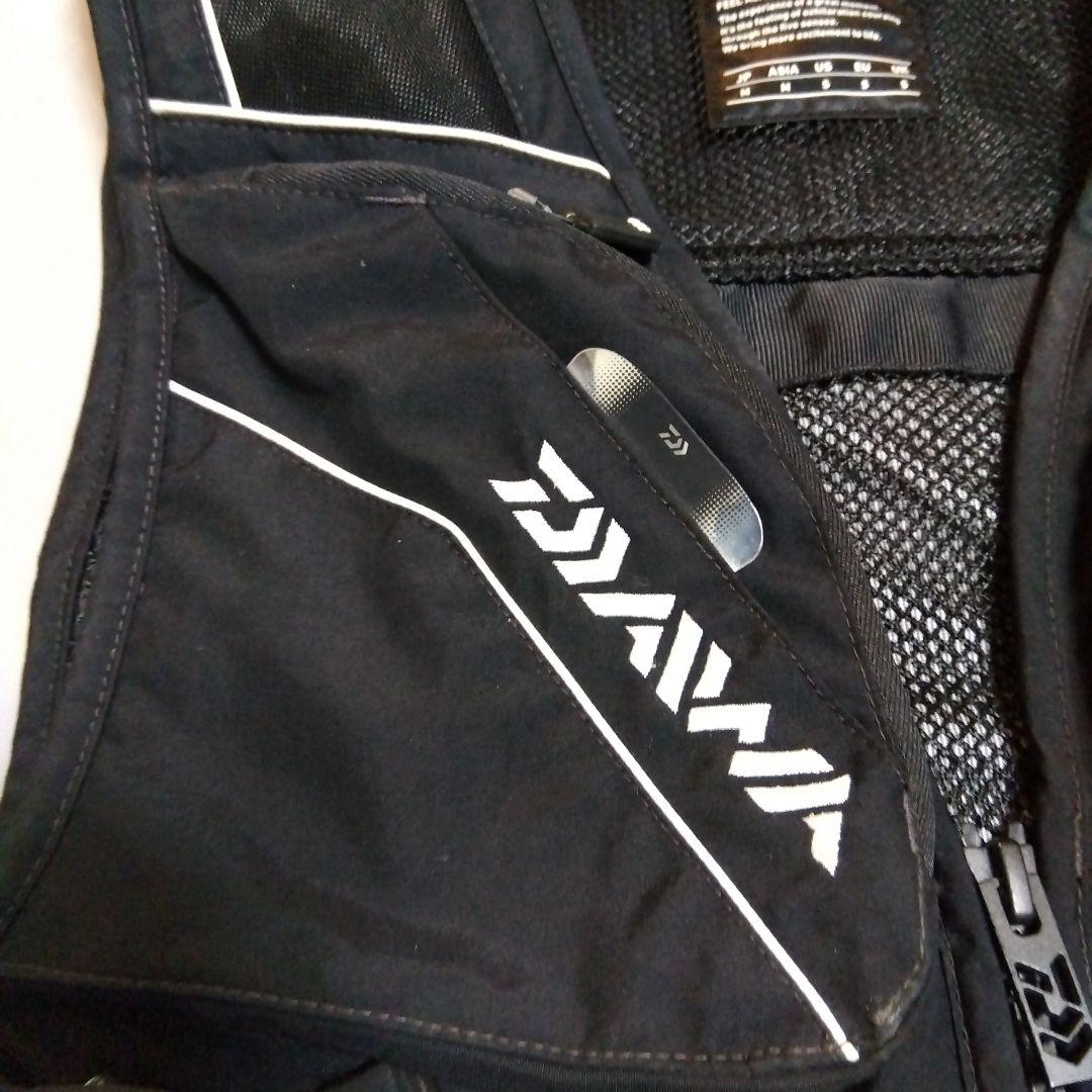 Daiwa フィッシングベストM DV3021