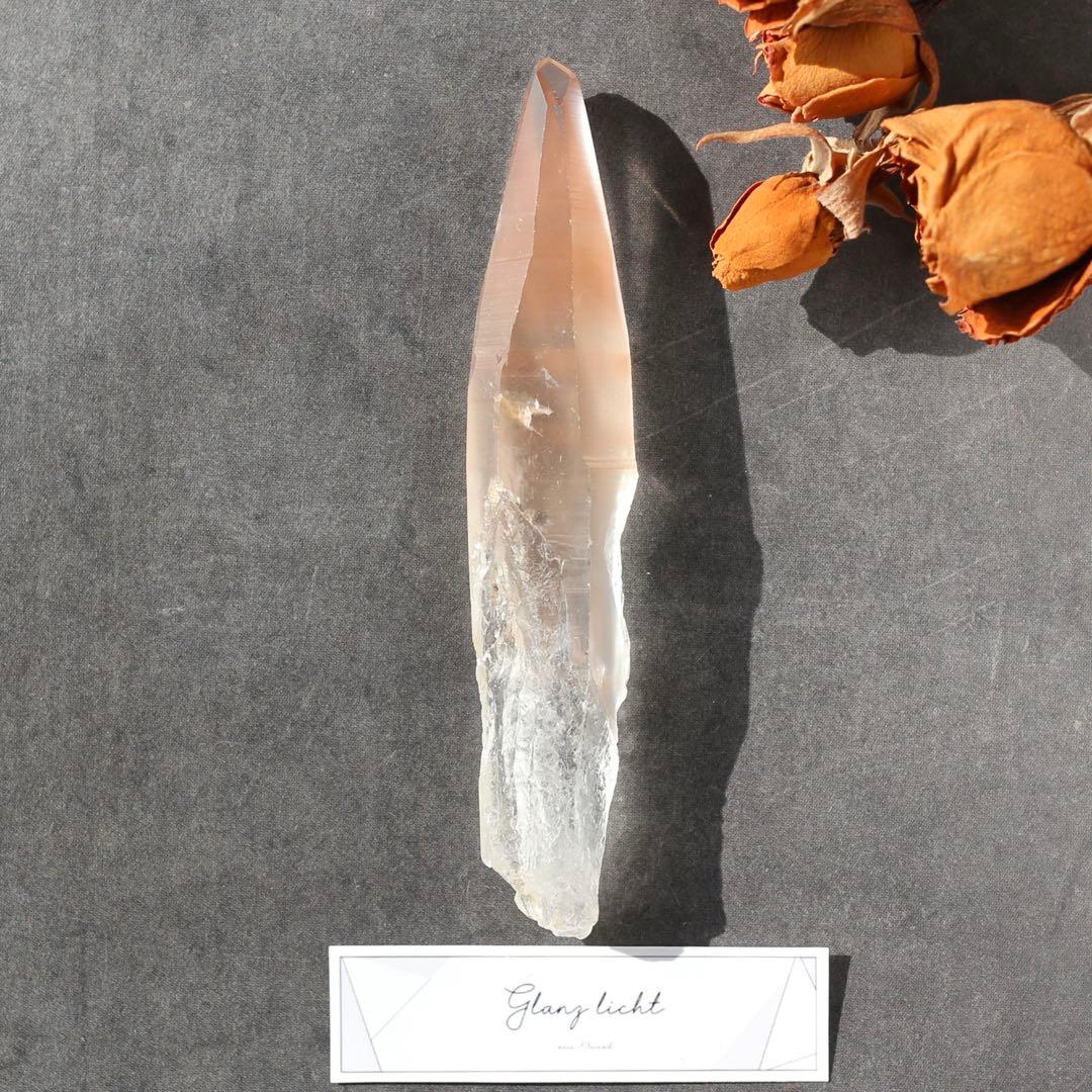 シンギングクォーツ ピンクレムリアンシード クリスタル 水晶 鉱物 原石 希少