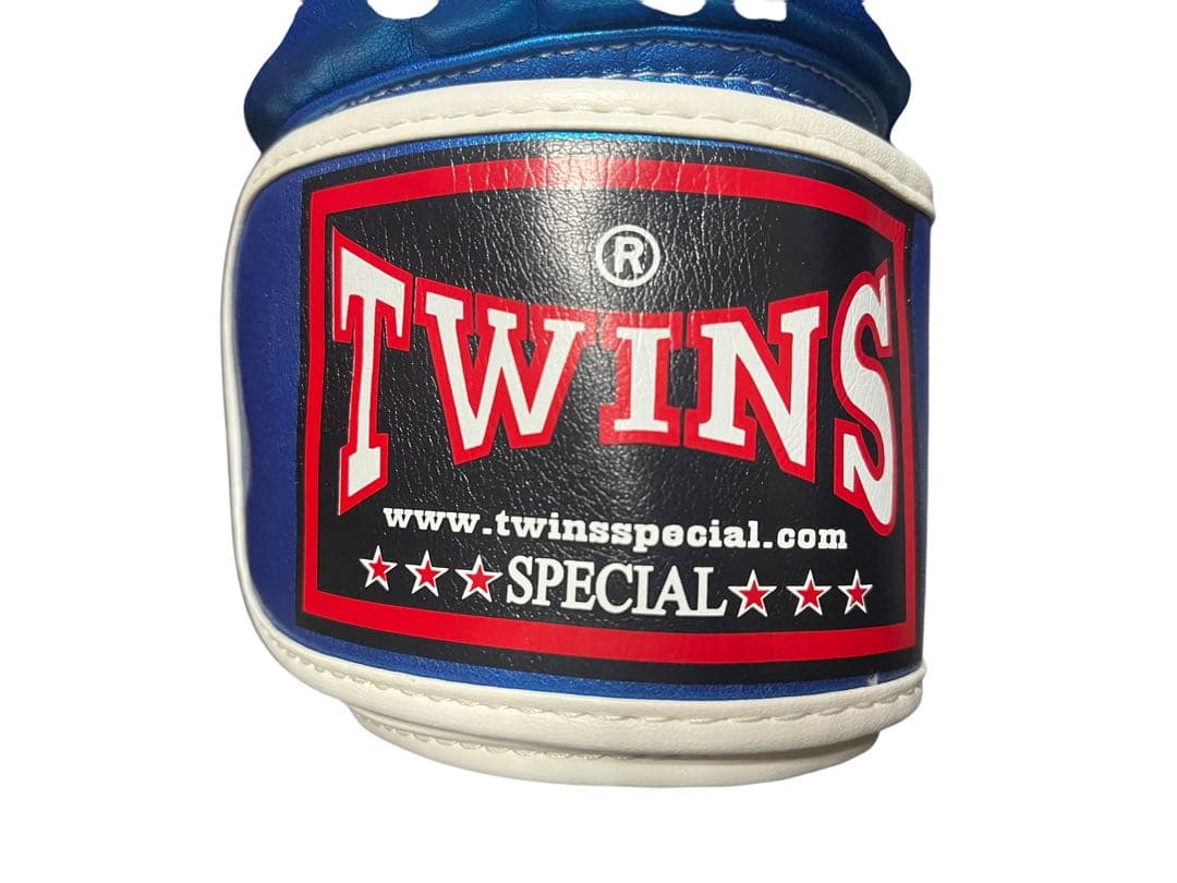 【美品】TWINS ボクシンググローブ SPECIAL 青　10oz 10オンス