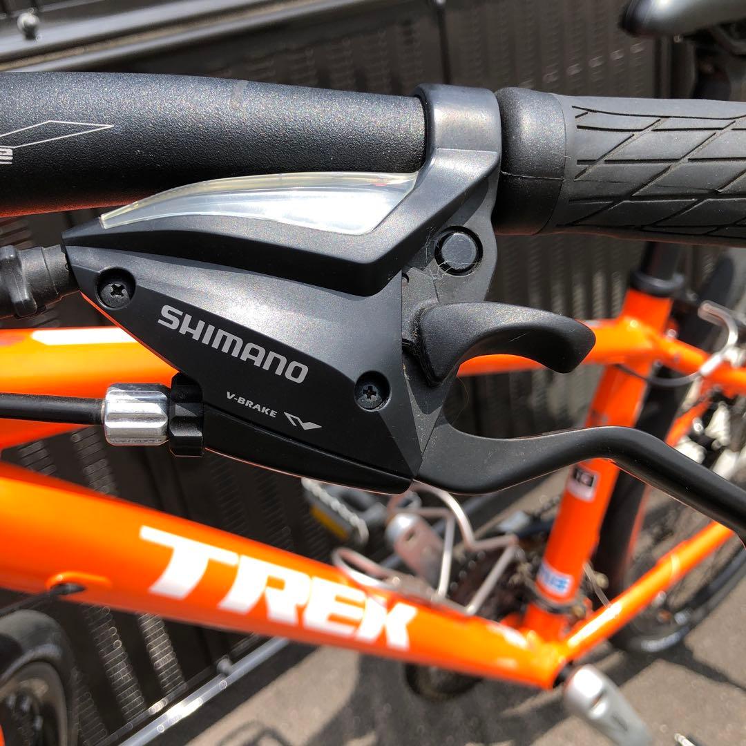 Trek クロスバイク オレンジ 700C 7段ギア