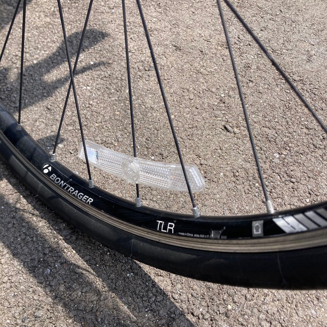 Trek クロスバイク オレンジ 700C 7段ギア
