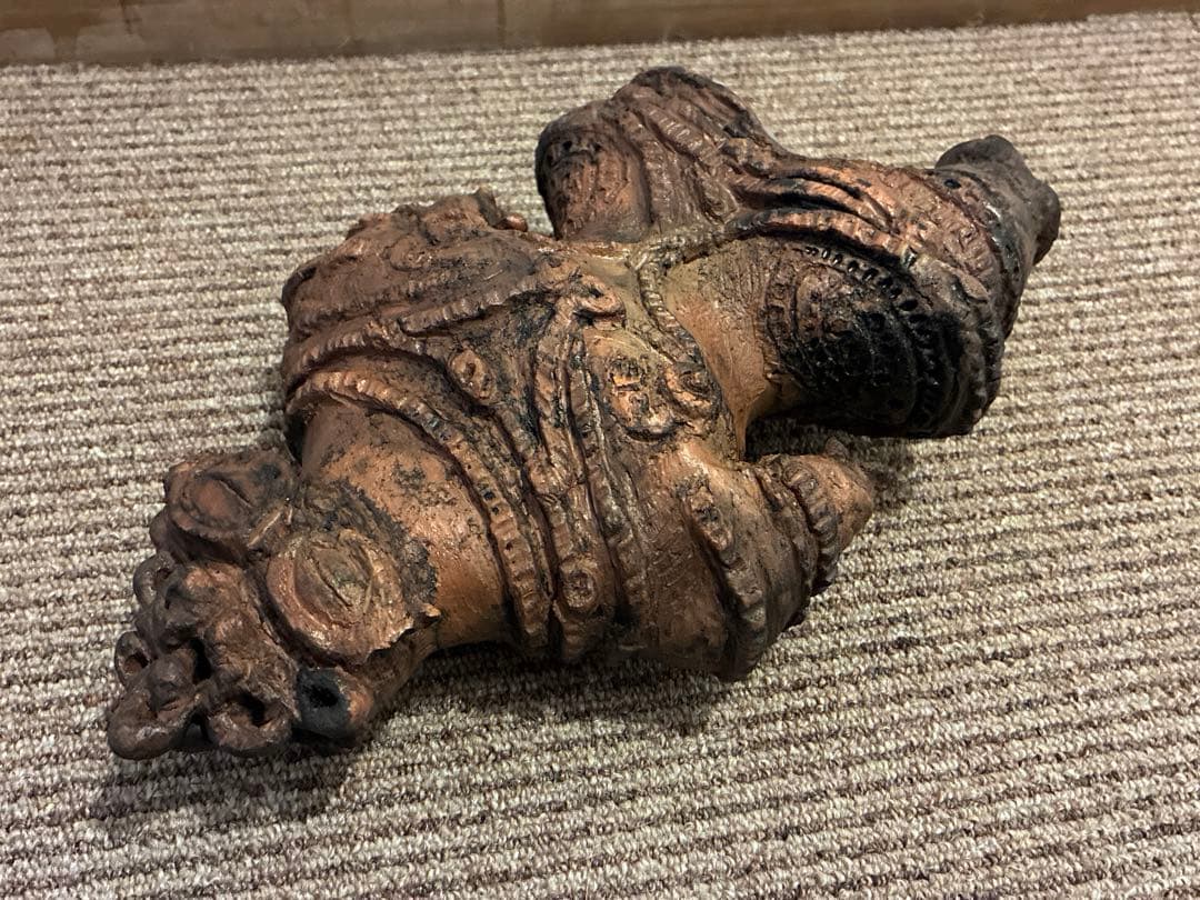 遮光器土偶　縄文時代　発掘品　出土品　骨董　アンティーク　置物　飾り物　彫刻
