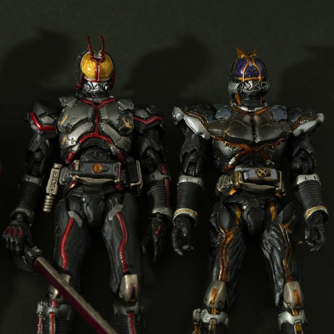 S.I.C.仮面ライダー555 4体セット　ジャンク品
