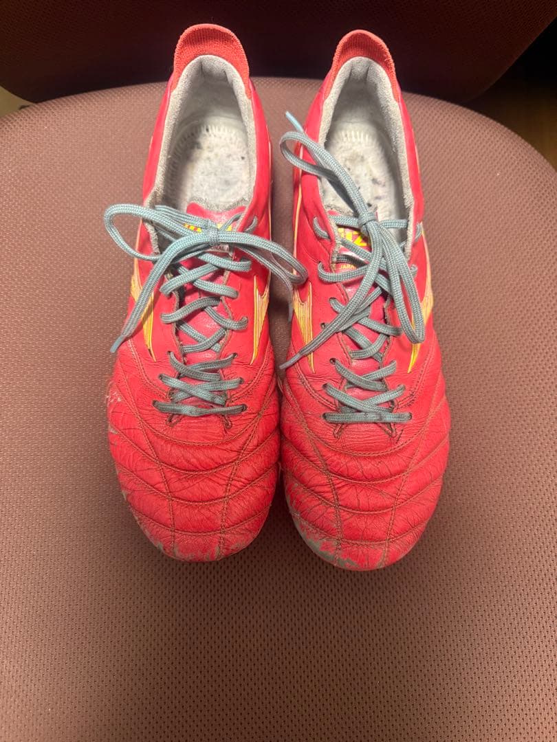 Mizuno モレリアネオ4フェアリーコーラルカラー 値下げあり❗️