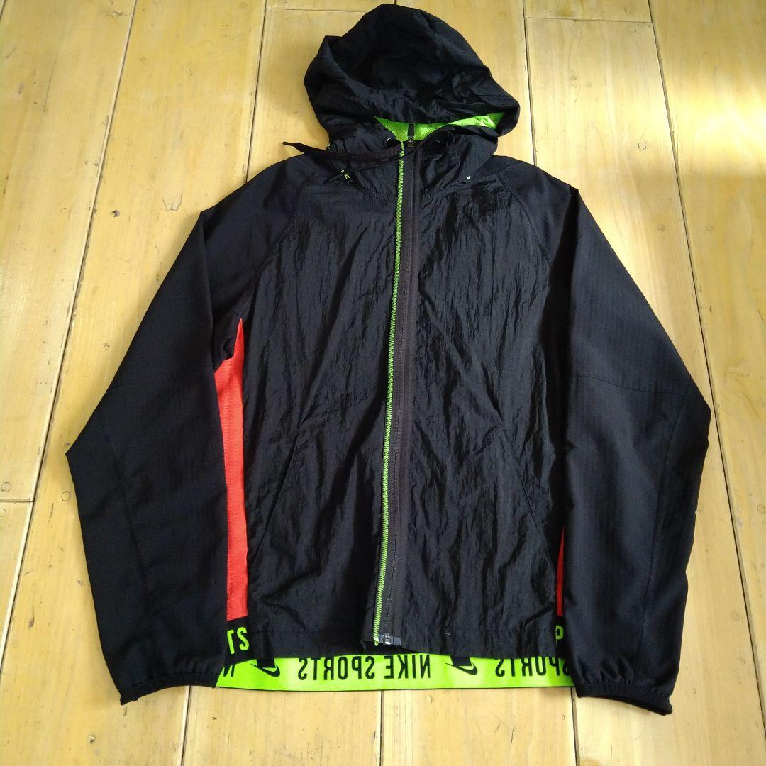 NIKE Mサイズ セットアップ ショートパンツ ナイロン ウインドブレーカー