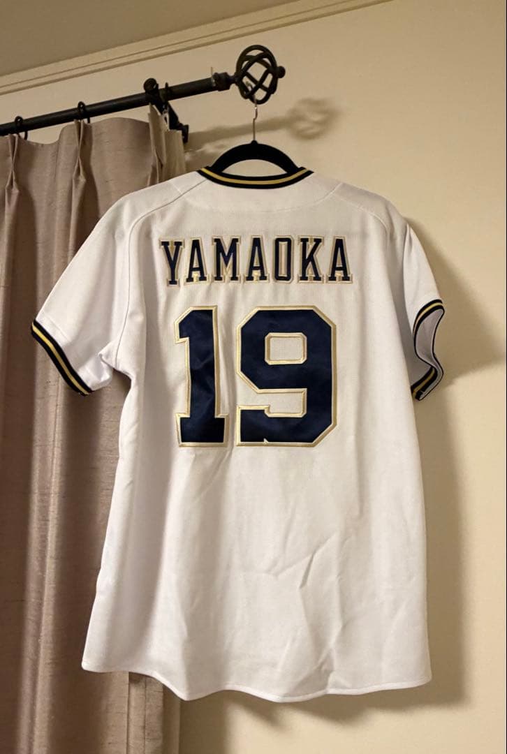 オリックスバファローズ ユニフォームM 山岡泰輔　　#19