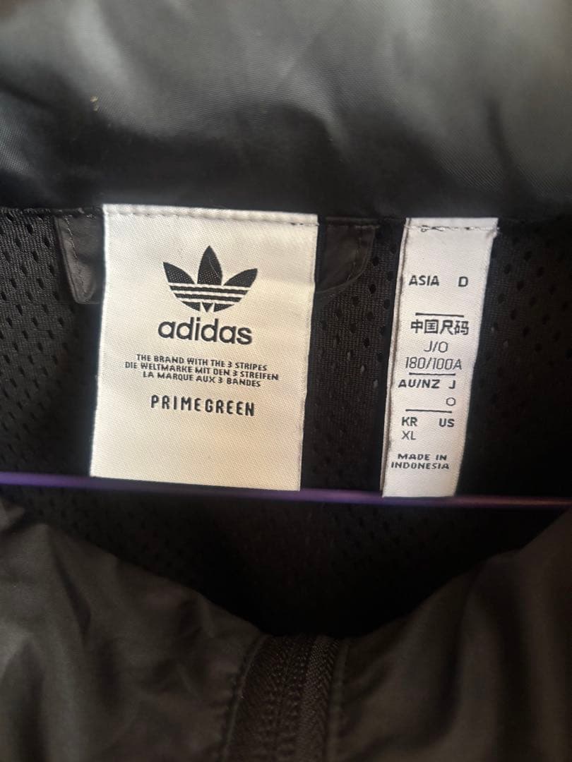 adidas ウィンドブレーカー XL