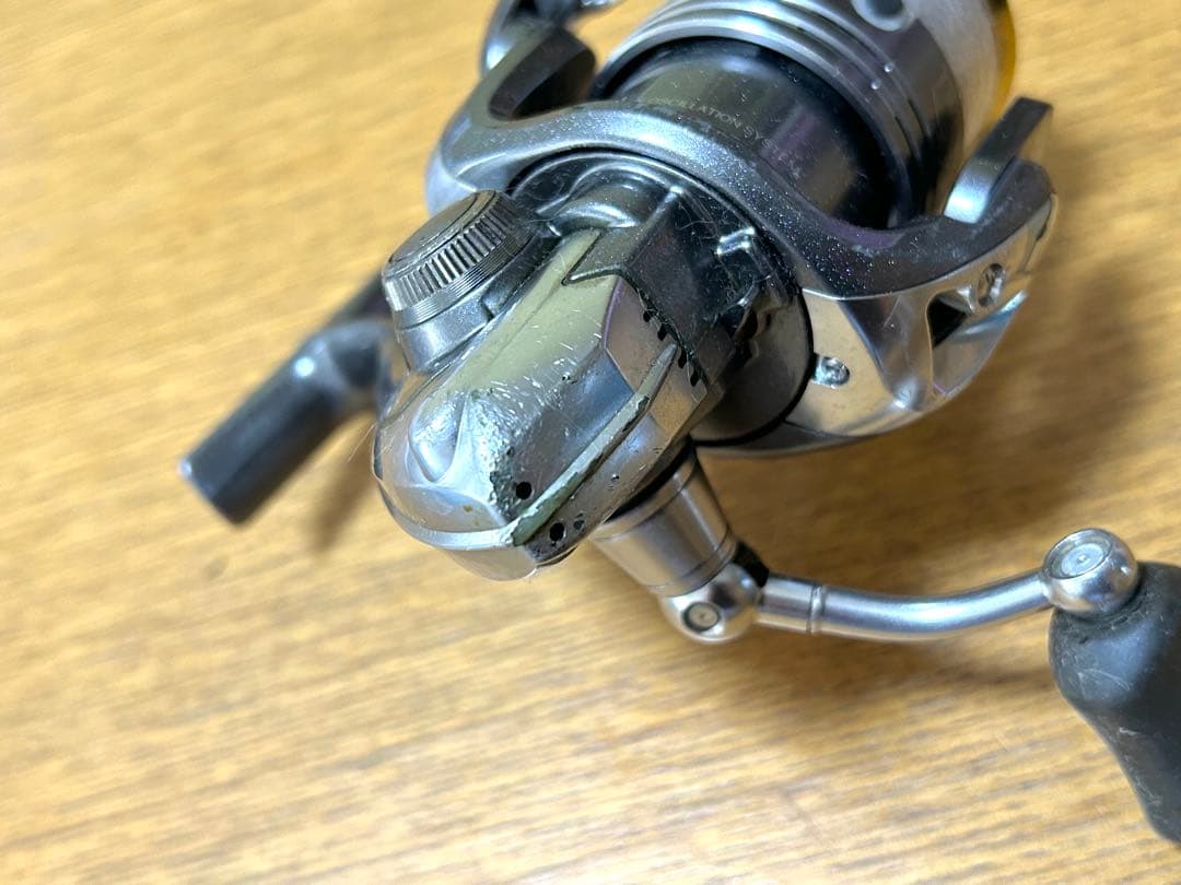 TW POWER 2500S シマノスピニングリール　【ジャンク扱い】