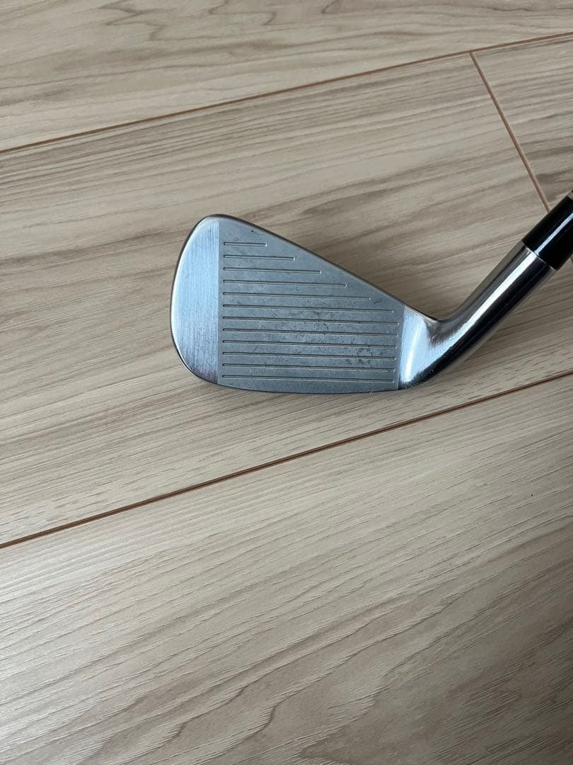 HONMA TOUR WORLD FORGED 4番