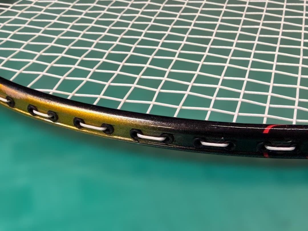 ラケット YONEX VOLTRIC 80 3UG4