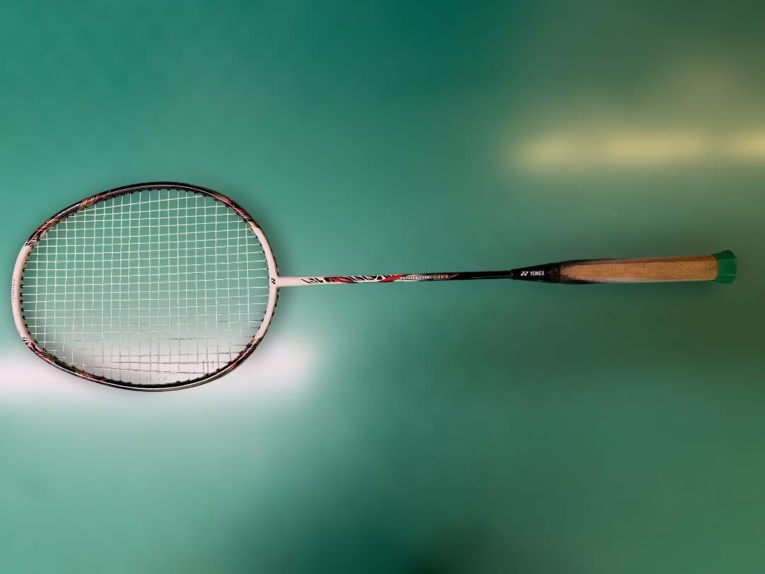 ラケット YONEX VOLTRIC 80 3UG4