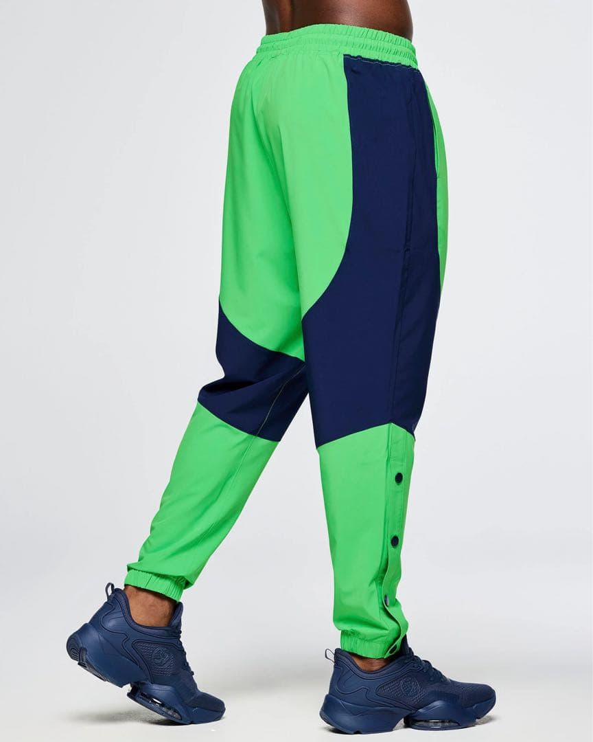 ★新品★ZUMBA®️男女兼用パンツM