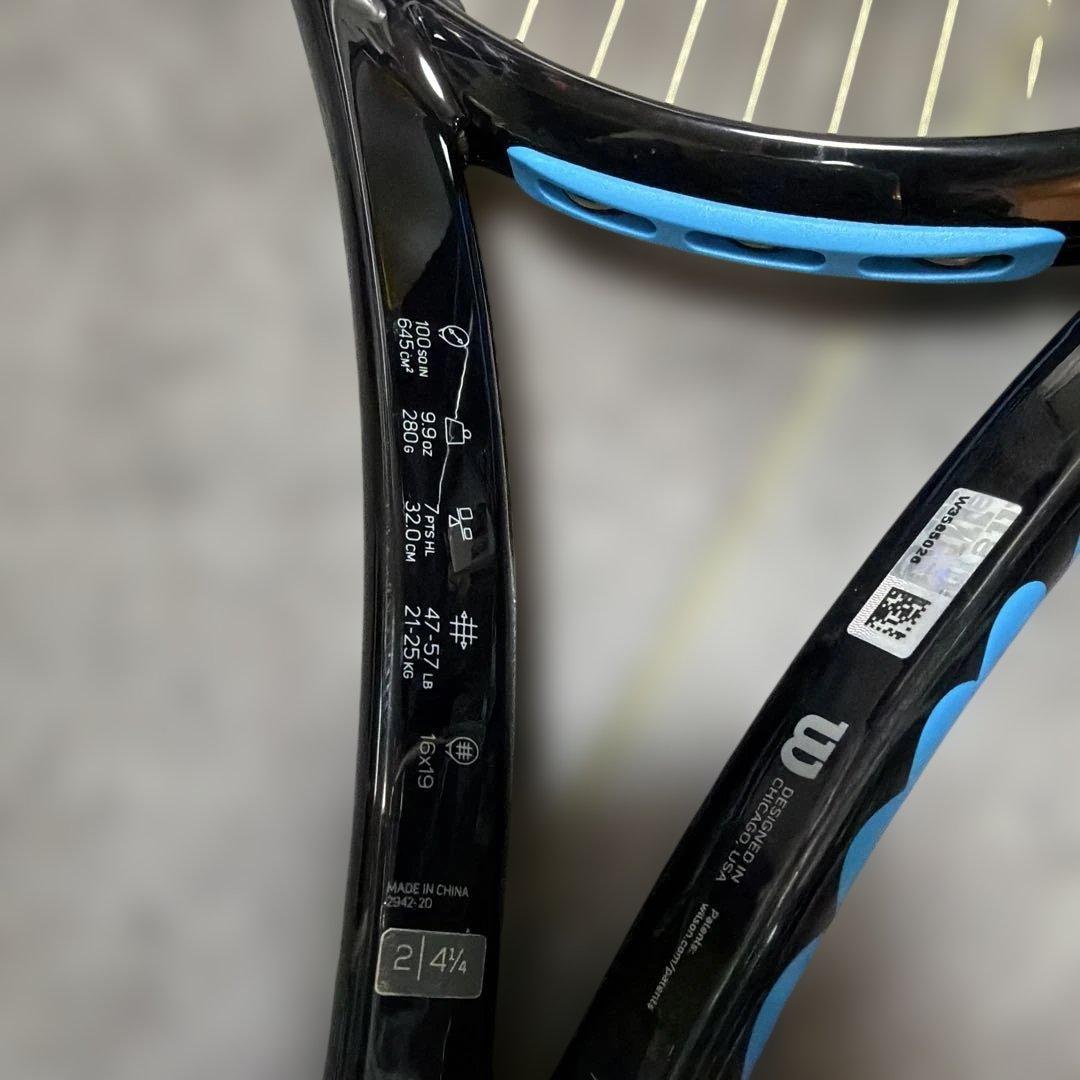 超美品　Wilson ULTRA100L V3.0 硬式テニスラケット280g