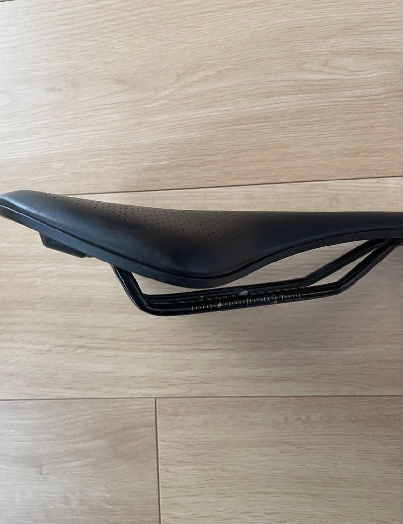 Bontrager VERSE Elite サドル 145㎜