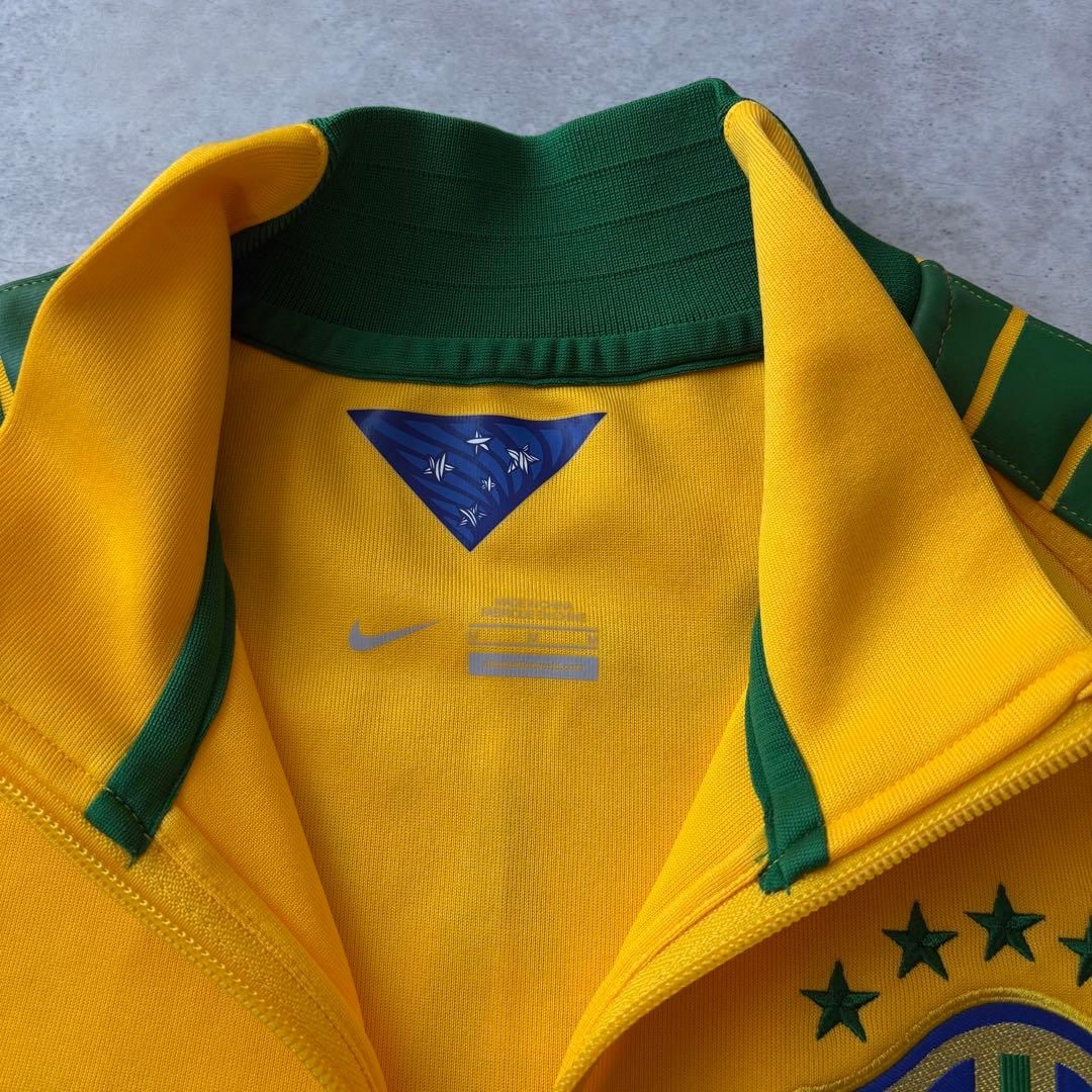 美品 サッカー ブラジル代表 トラックジャケット ジャージ Mサイズ ロゴ刺繍