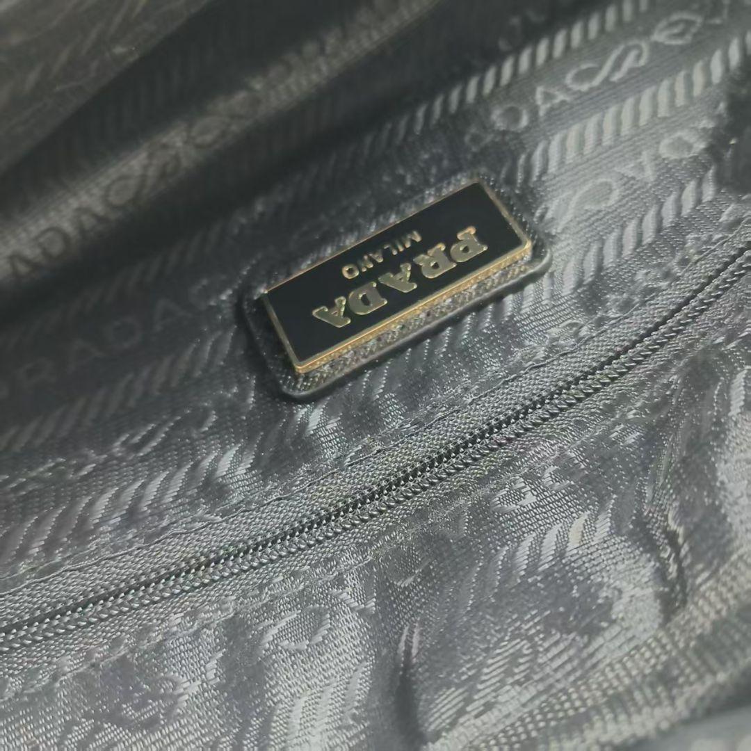 PRADA ノベルティ ブラック ショルダーバック ナイロンk2s