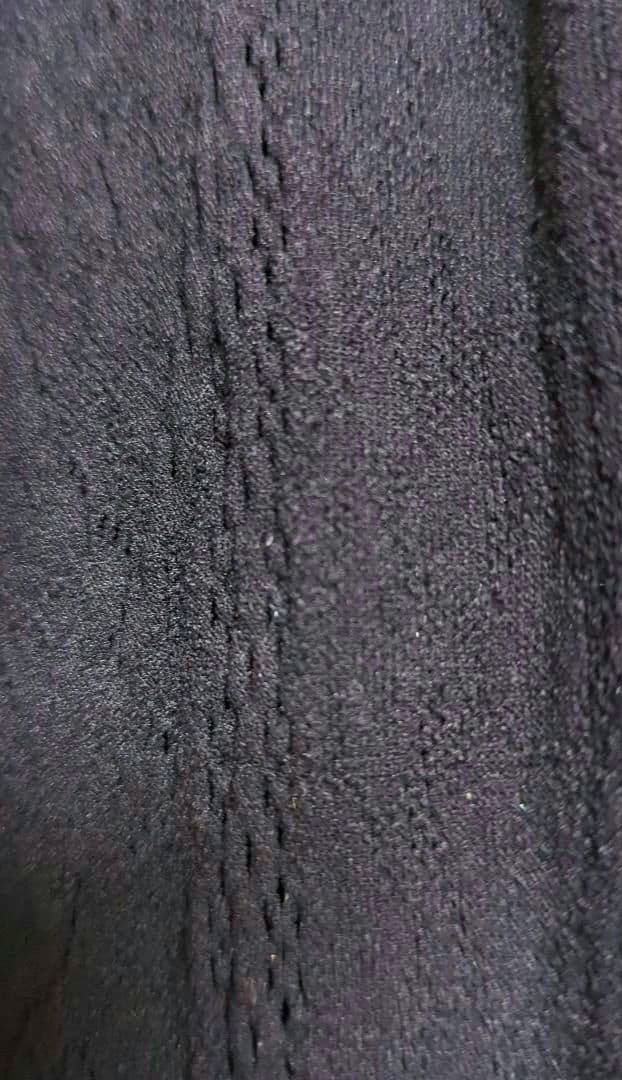 あかね、チャコットの黒アシンメトリートップス