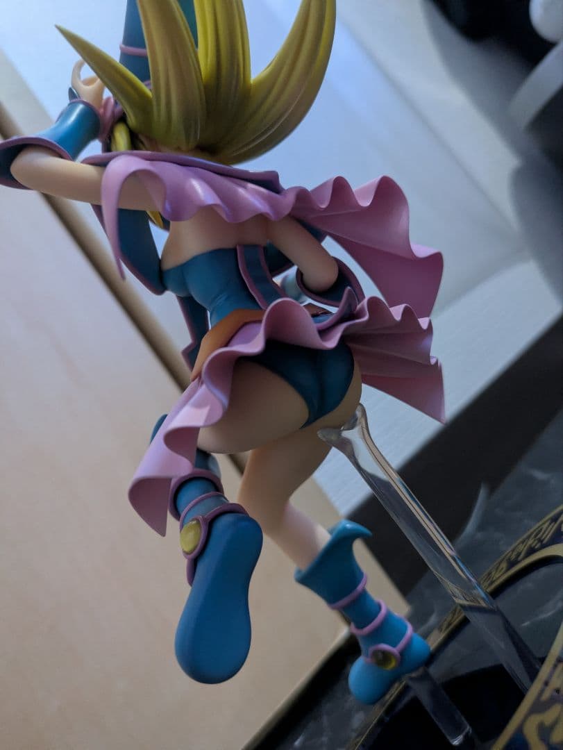 遊戯王 ブラック・マジシャン・ガール マックスファクトリー 1/7 フィギュア