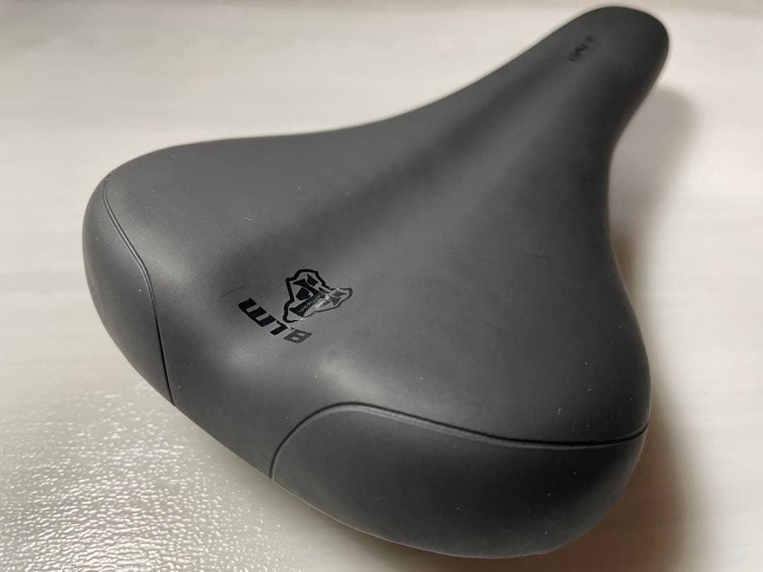 WTB VOLT サドル オールブラック 新品未使用