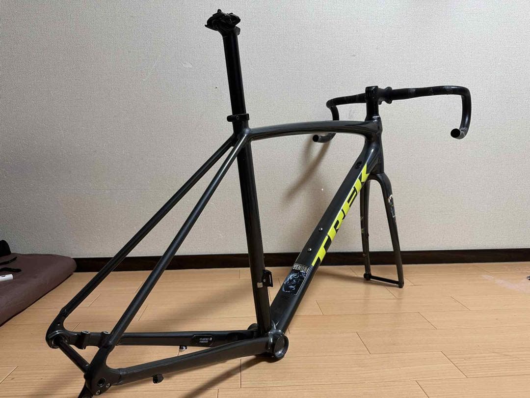 トレック エモンダ ALR4 フレーム 54