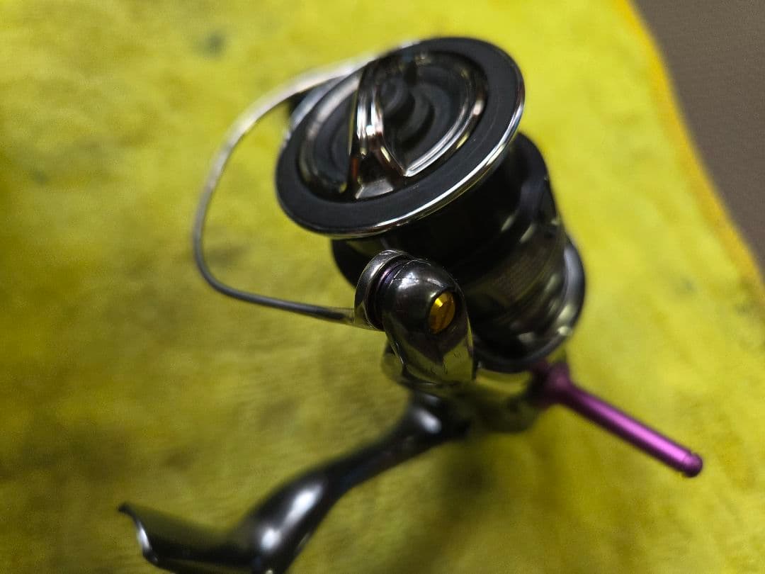 シマノ 24 ツインパワー C2500SXG SHIMANO スピニングリール