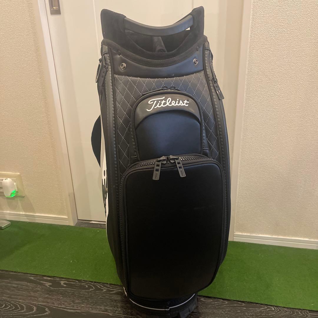 Titleist キャディバッグ 現行モデルツアーバッグ9.5型