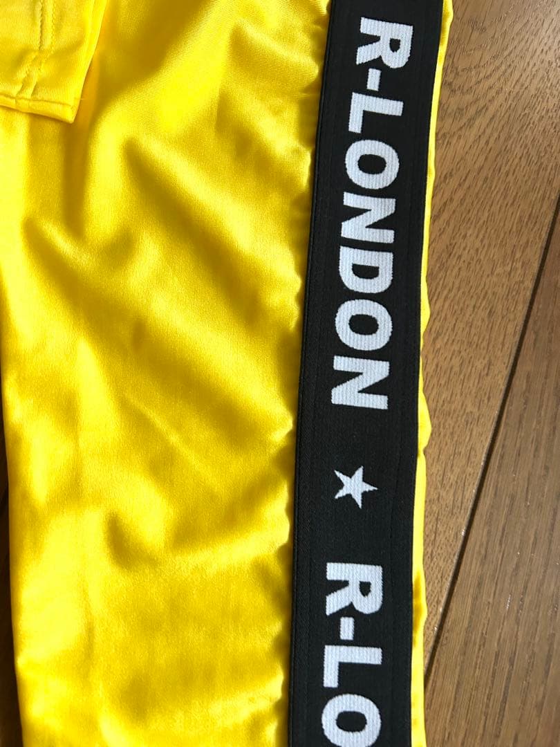 ★R:LONDON ★イエロートレーニングパンツ Mサイズ　タグ付き美品