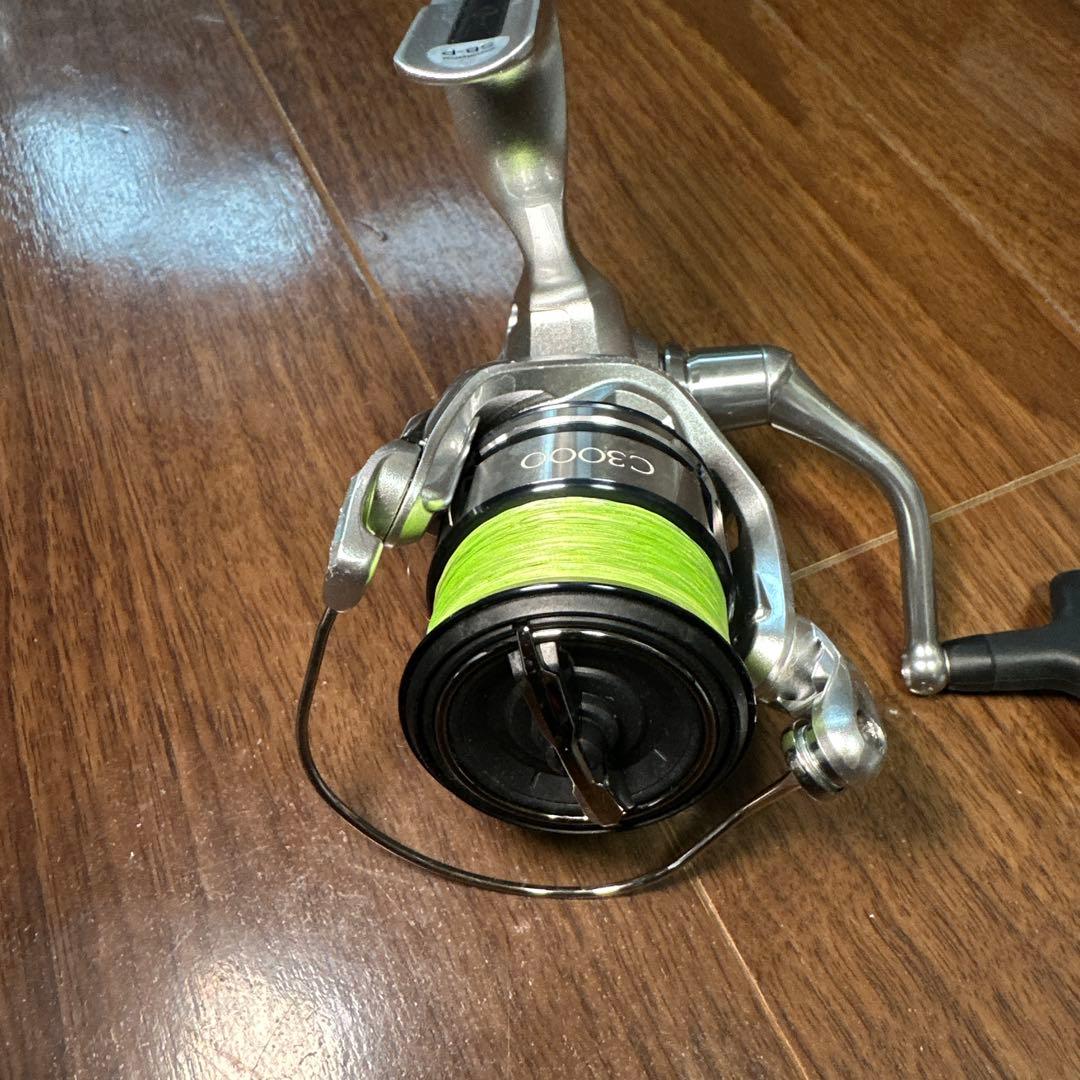 SHIMANO STRADIC 3000L リール