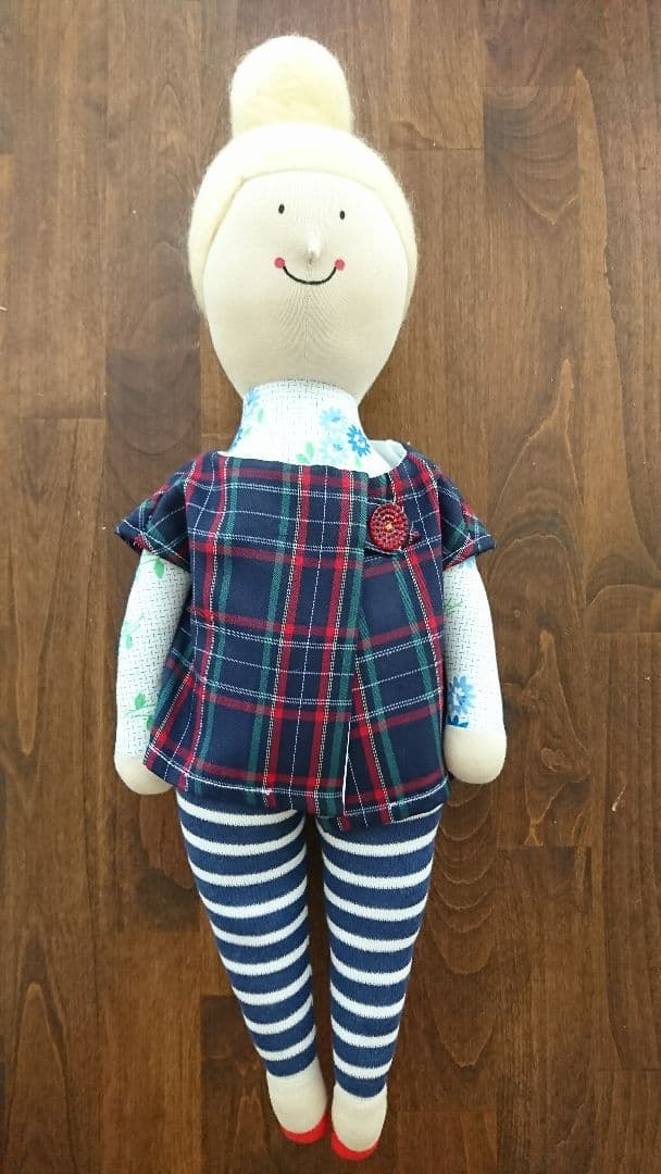 北欧ヴィンテージ布のドール