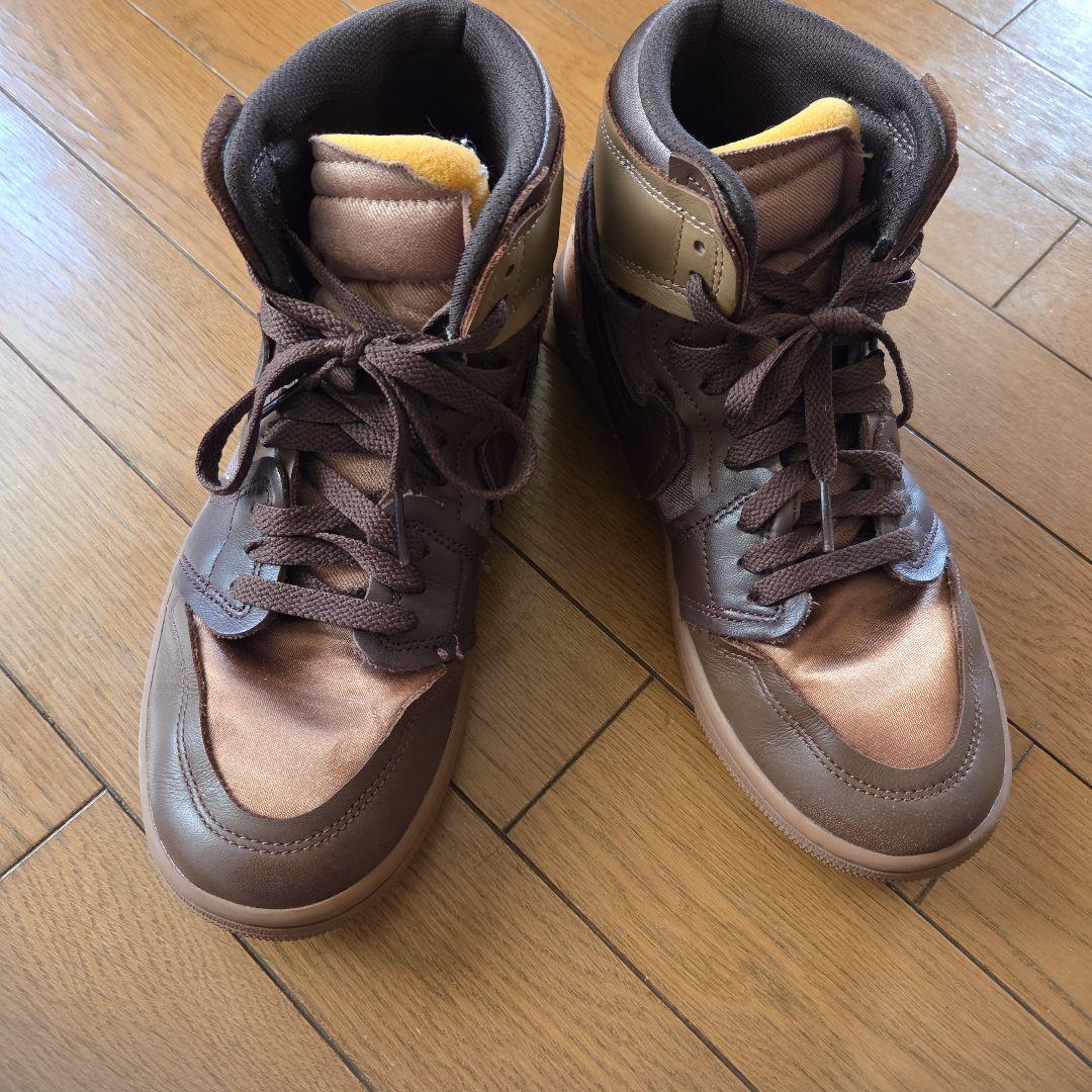 NIKE　ブラウン ハイカット バスケットボールシューズ