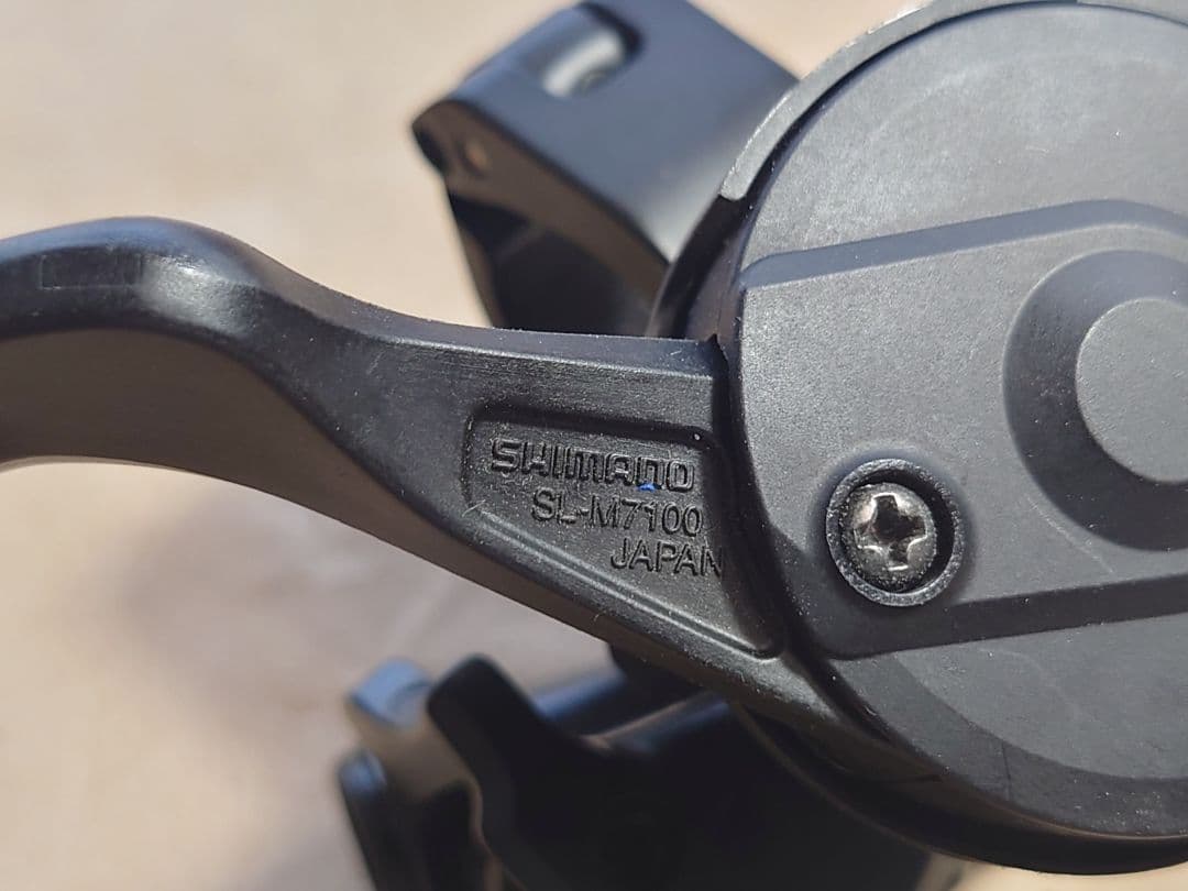 Shimano SLX 7100 12S 油圧 シフター・ブレーキレバー セット