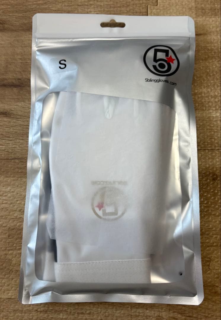 新品・未使用　5BLING KEVLAR 白 ゴールド (小ロゴ)