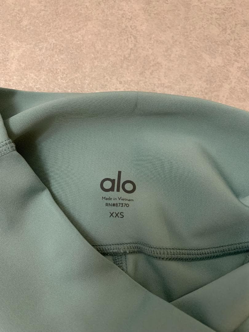 alo YOGA ハイウエストレギンス XXS グリーン系