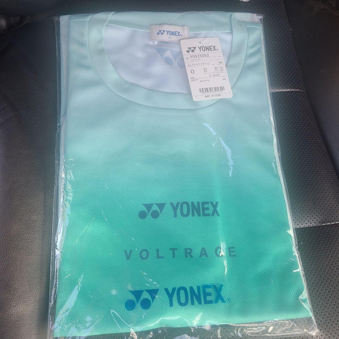 限定YONEXの新型ラケット、ボルトレイジTシャツ　サイズOです。
