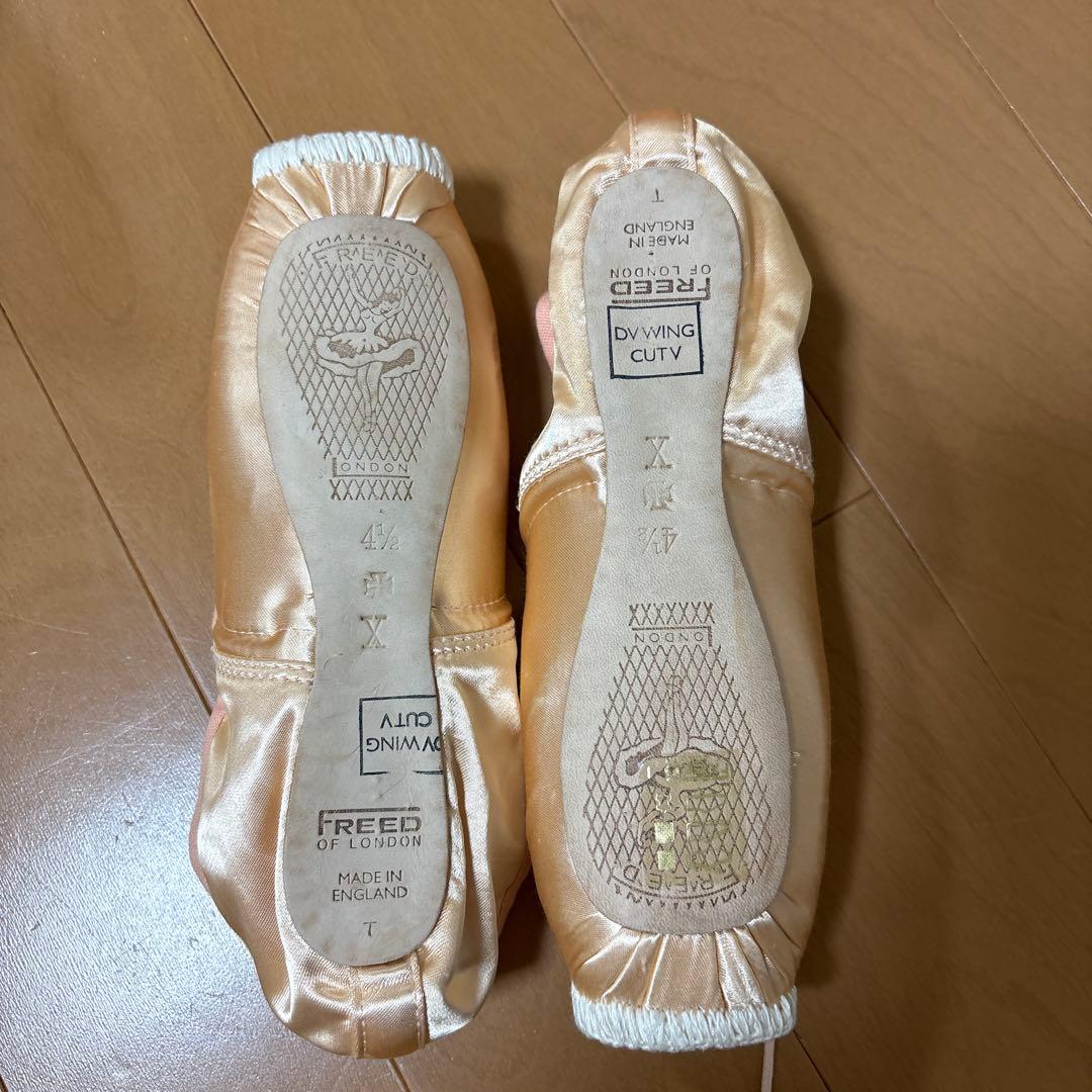 Freed of London トゥシューズ 4.5 x 十　①