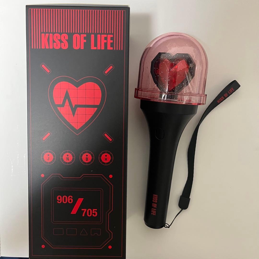 KISS OF LIFE ペンライト