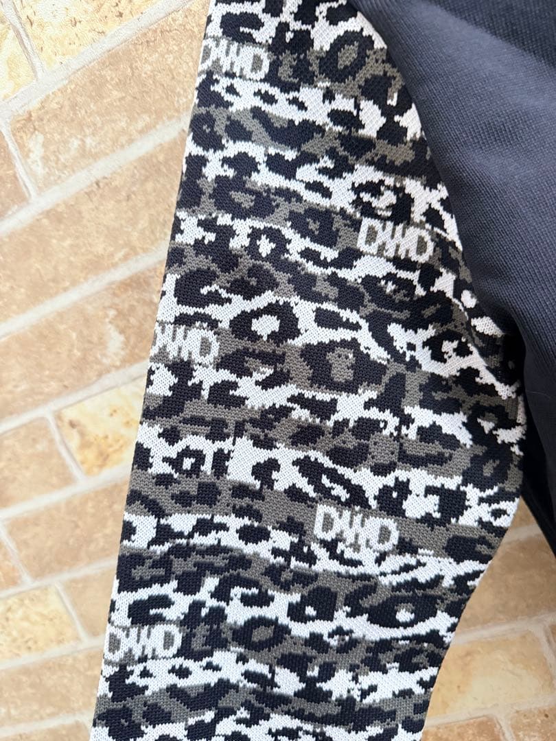 美品！Dance With Dragon 長袖ニット　春にも１枚で着れます！
