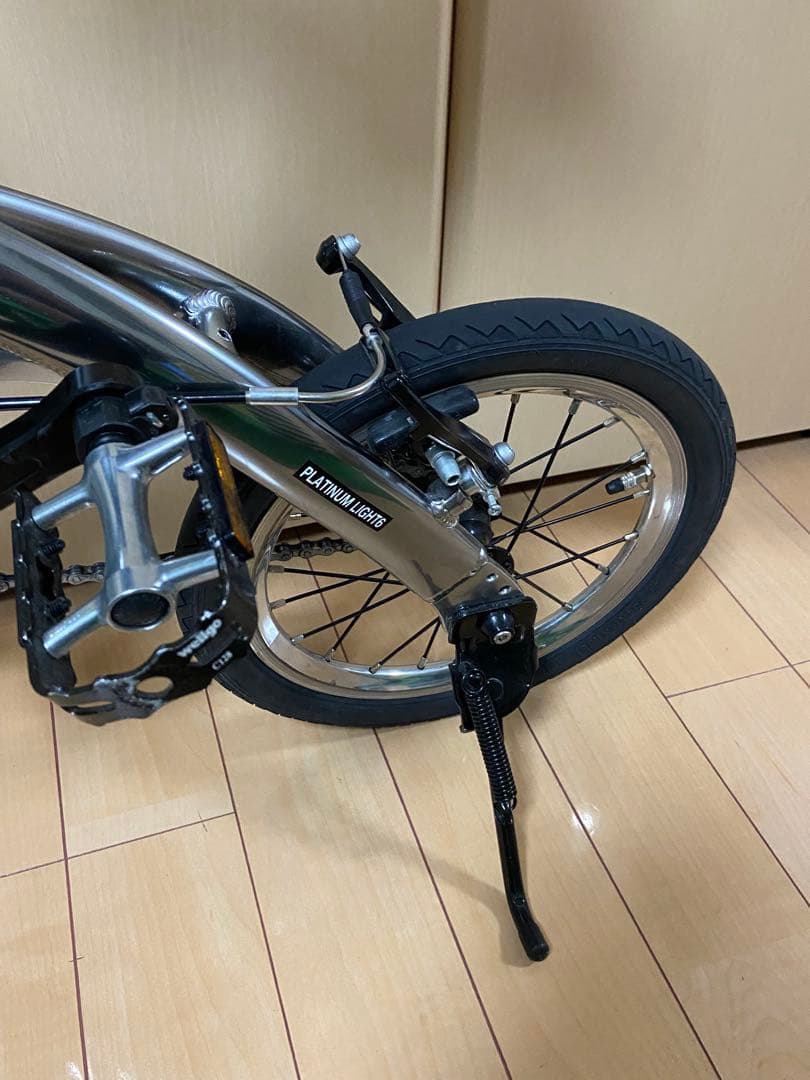 ルノー プラチナライト6（RENAULT PLATINUM LIGHT6）