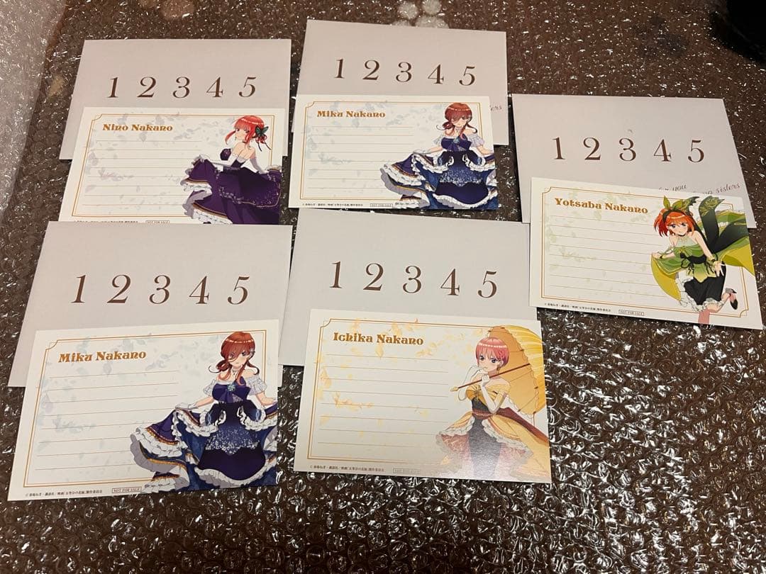 五等分の花嫁 一花二乃三玖四葉五月 カード 缶バッジ アクリルボード 計175点