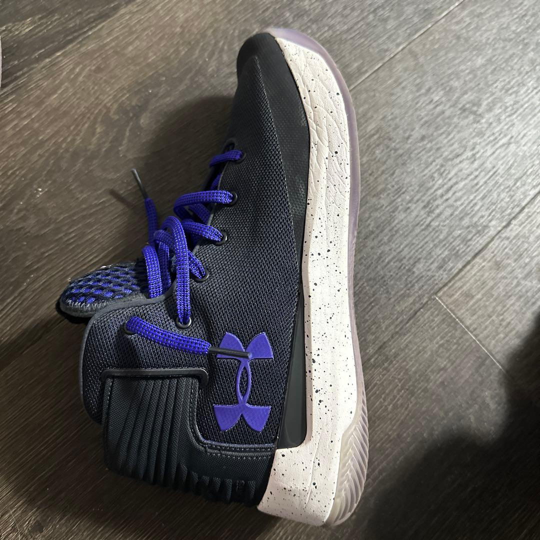 Under Armour バスケットボールシューズ ブラック/ブルー