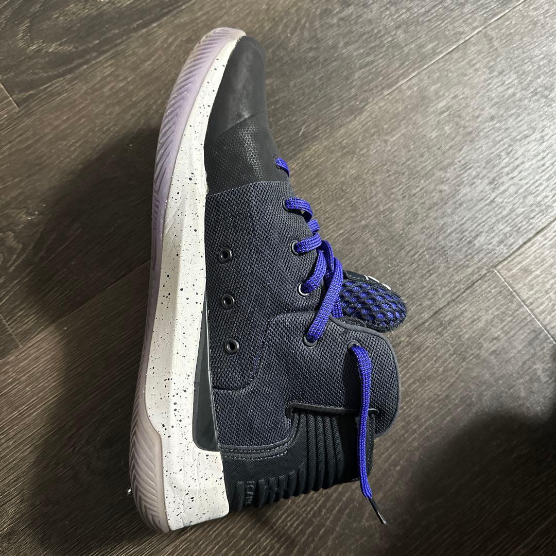 Under Armour バスケットボールシューズ ブラック/ブルー