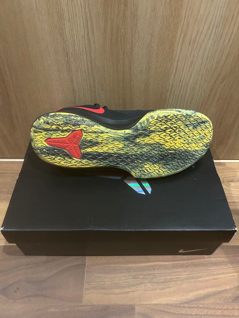 シューズ(男性用) NIKE MAMBA FURY