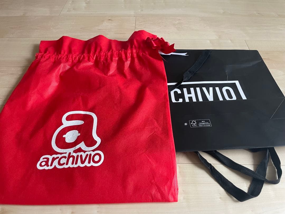ARCHINO 蛍光イエロー セーター