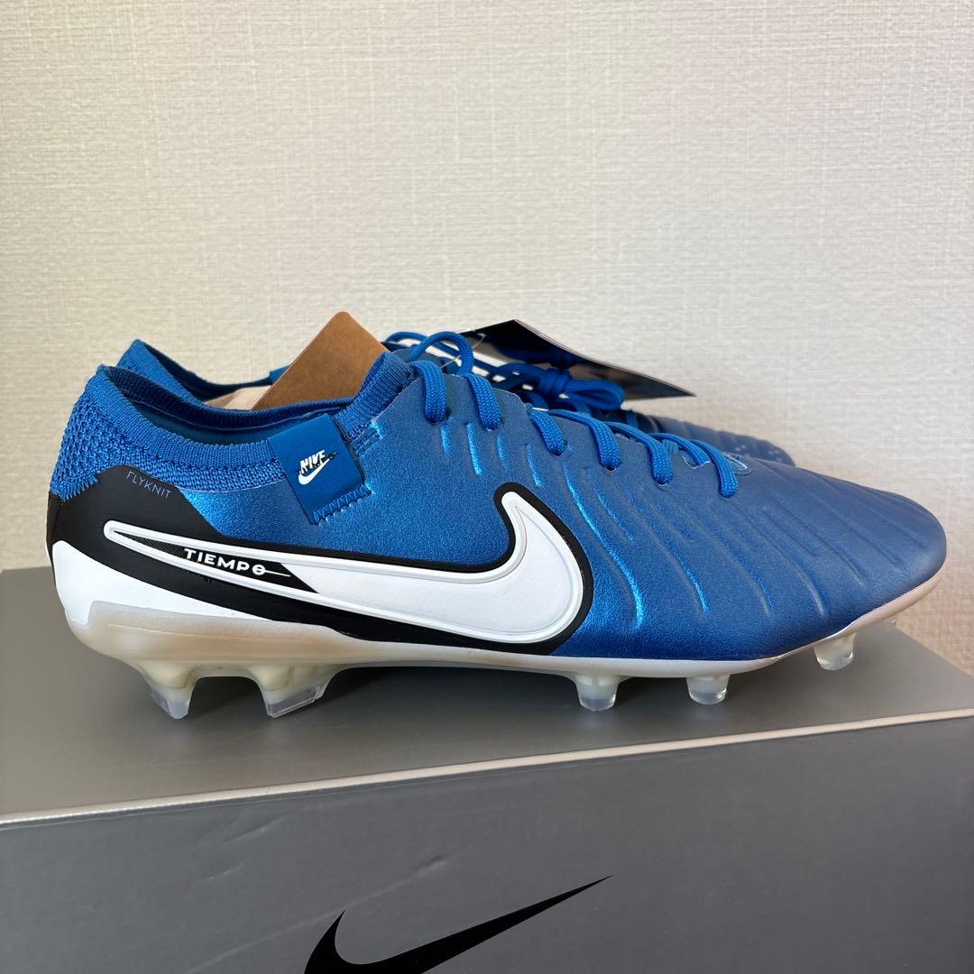 27　ナイキ　サッカー　スパイク　ティエンポ レジェンド 10　DV4328