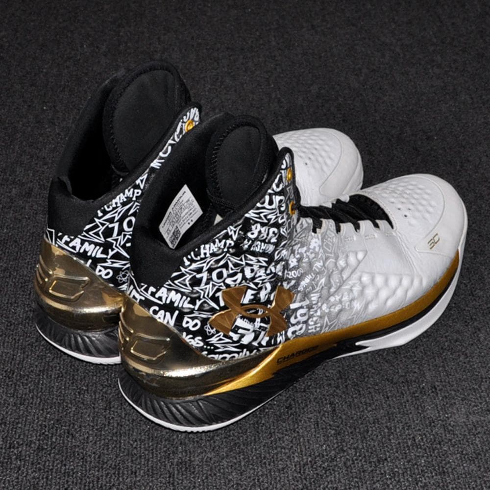 ☺UNDER ARMOUR CURRY 1 (MVP) 27.5