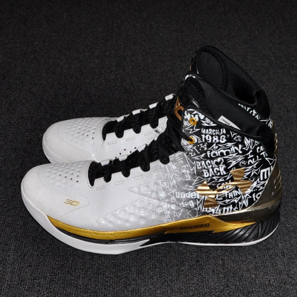 ☺UNDER ARMOUR CURRY 1 (MVP) 27.5