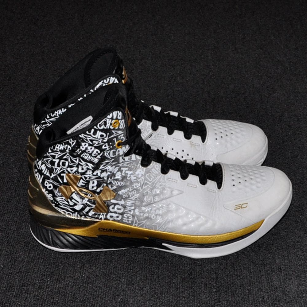 ☺UNDER ARMOUR CURRY 1 (MVP) 27.5