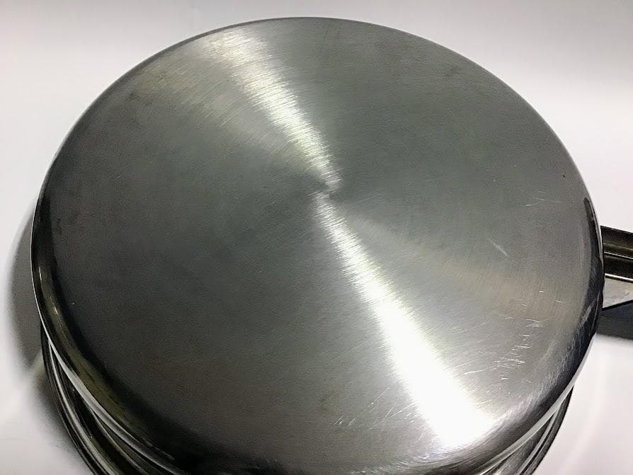 未使用品 Amway アムウェイ クイーン 中フライパン 22cm 蓋つき