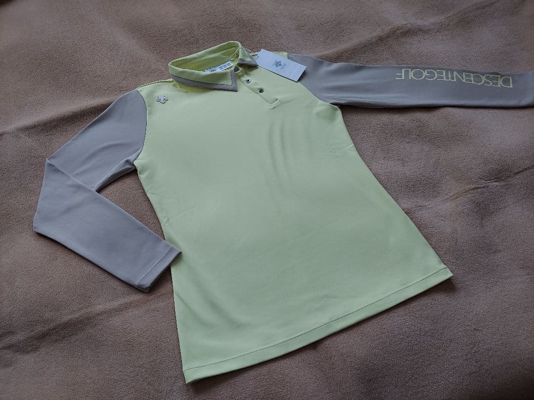 値下げ☆新品・タグ付き《DESCENTE》裏起毛☆ストレッチ☆防風機能☆トップス